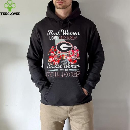 Real Women Love Georgia Bulldogs Smart Women Shirt