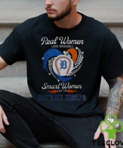 Real women love baseball smart women love the detroit tigers logo Shirt