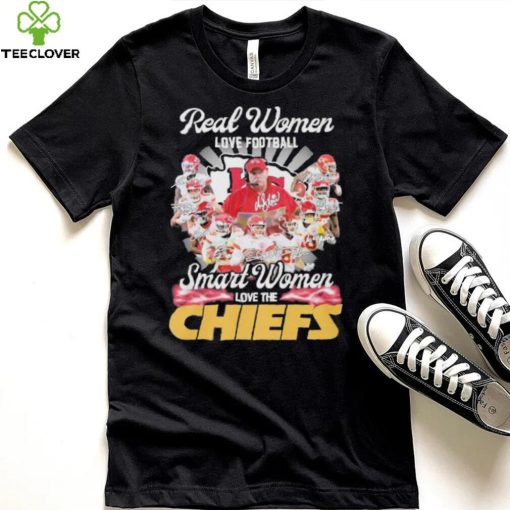 Real women love football smart women love the Chiefs signatures sport hoodie, sweater, longsleeve, shirt v-neck, t-shirt