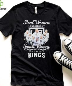 Real women love hockey smart women love the Los Angeles Kings signatures hoodie, sweater, longsleeve, shirt v-neck, t-shirt