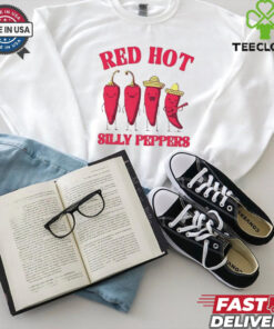 Red hot silly peppers cute t shirt