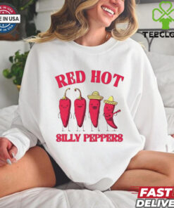 Red hot silly peppers cute t shirt