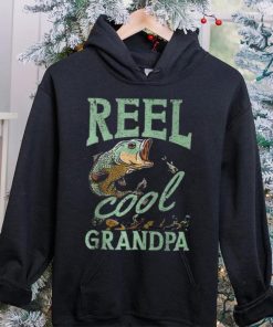 Reel Cool Grandpa Fishing Grandpas Father's Day Dad T Shirt