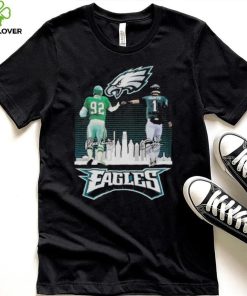 Reggie White And Jalen Hurts Philadelphia Eagles City Skyline Signatures Shirt