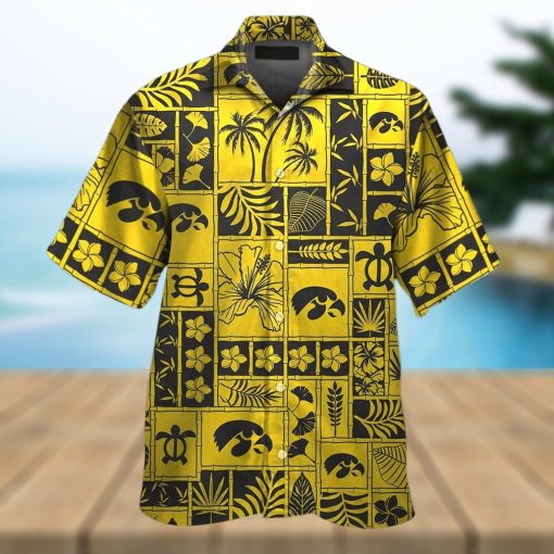 Retro Aloha NCAA Iowa Hawkeyes Hawaiian Shirt Gift For Beach Lovers