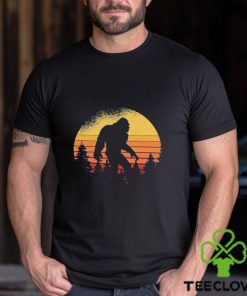 Retro Bigfoot Believer Silhouette Sasquatch Hide And Seek Vintage Shirt