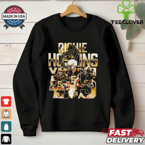 Richie Hoskins V player illustration Christmas shirt