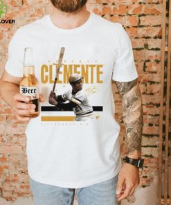 Roberto Clemente Pittsburgh Pirates signature Legend shirt