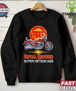 Royal Enfield Super Meteor 650 Shirt, featuring a sleek design with the Royal Enfield logo and the Super Meteor 650 model. Perfect for motorcycle enthusiasts who are passionate about this powerful and stylish bike.