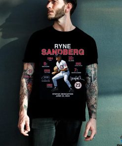 Ryne sandberg statue shirt