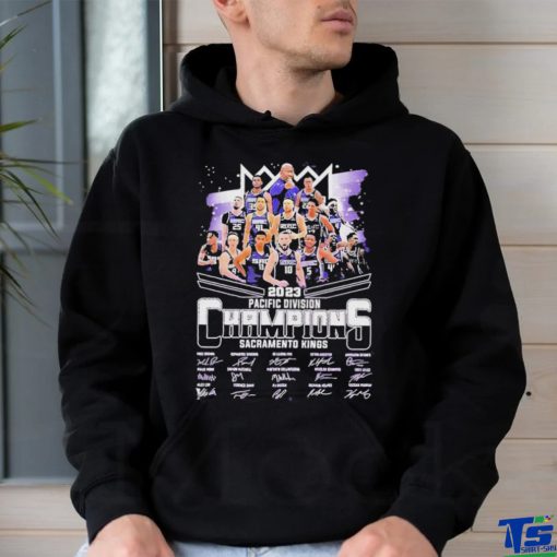 Sacramento Kings Team 2023 Pacific Division Champions Signatures Shirt