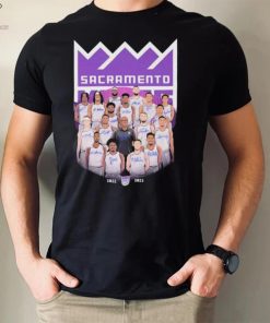 Sacramento Kings Team NBA Playoff 2022 2023 Caricatures Signatures Shirt