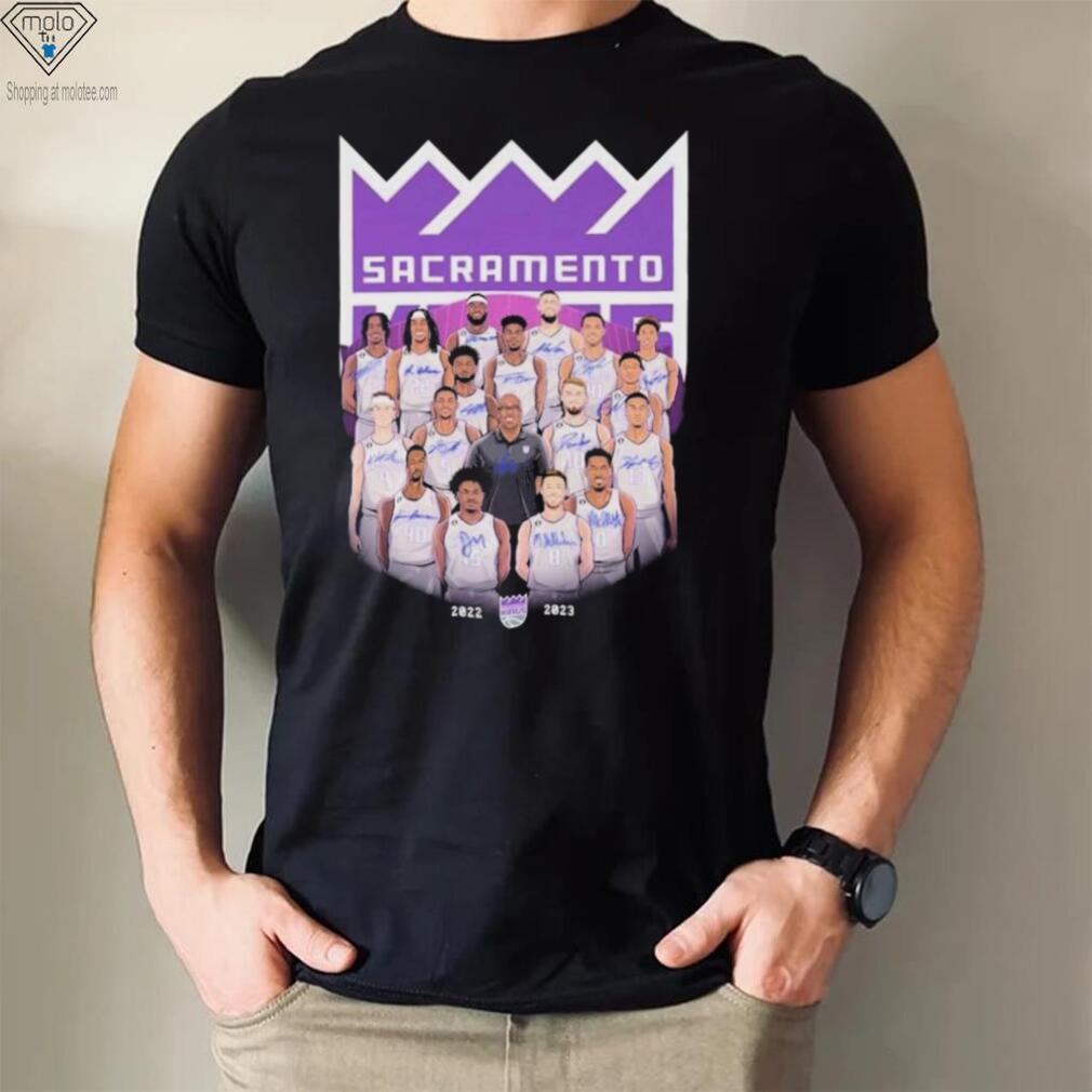 Sacramento Kings Team NBA Playoff 2022 2023 Caricatures Signatures Shirt Sacramento Kings Team NBA Playoff 2022 2023 Caricatures Signatures Shirt