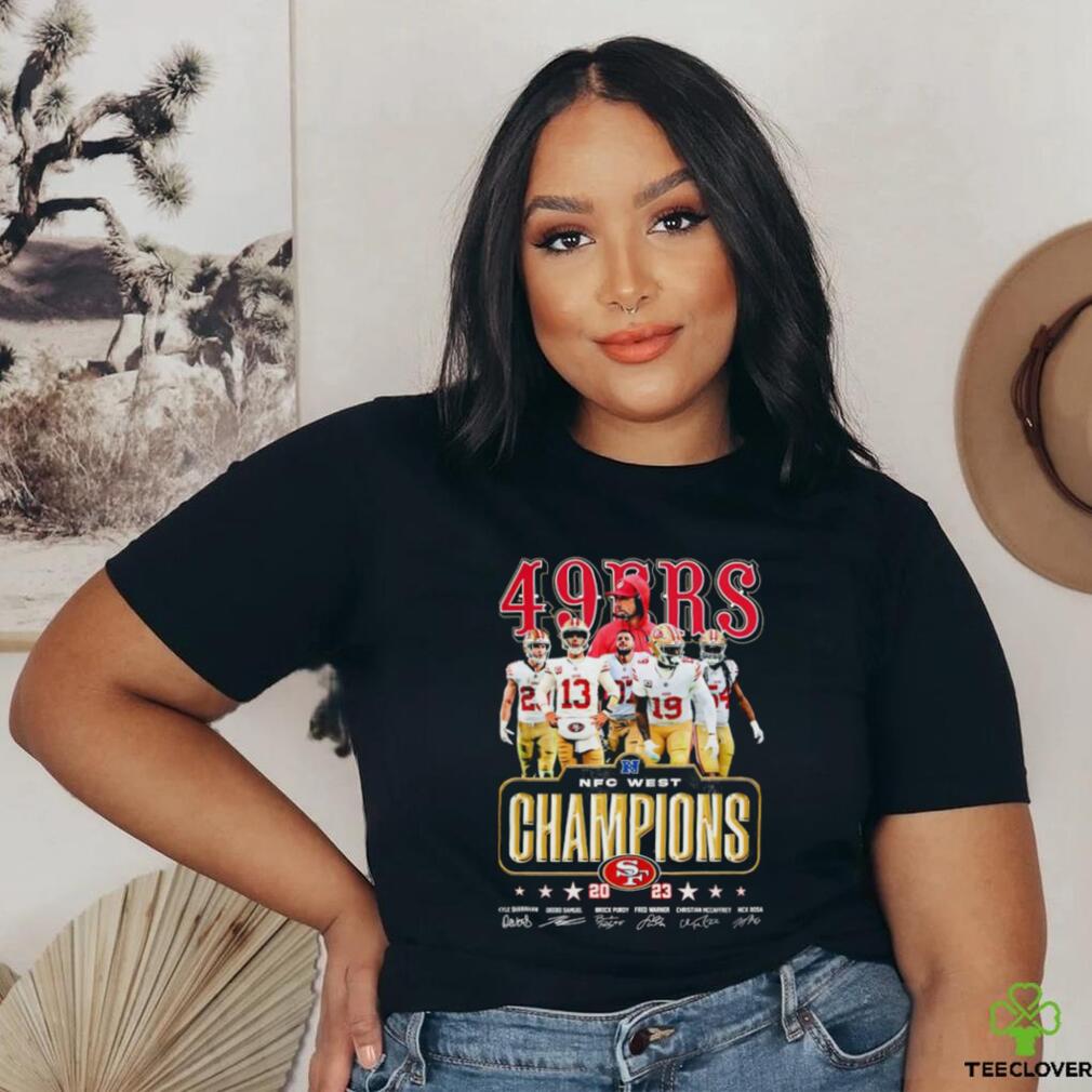 San Francisco 49ers 2023 NFC West Champions signatures shirt San Francisco 49ers 2023 NFC West Champions signatures shirt
