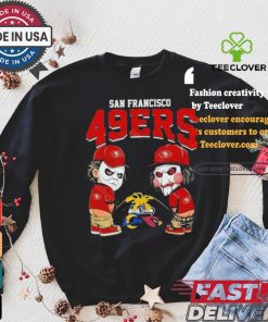San Francisco 49ers NFL Halloween Peeing Funny Shirt