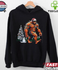 Santa Bigfoot Christmas Tree Lights Funny Sasquatch Believe T Shirt Recovered 1 Santa Bigfoot Christmas Tree Lights Funny Sasquatch Believe T Shirt Recovered