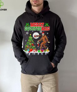 Santa Bigfoot Merry Squatchmas Christmas hoodie, sweater, longsleeve, shirt v-neck, t-shirt