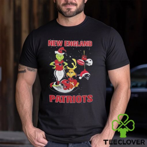 Santa Grinch And Dog New England Patriots Christmas Shirt