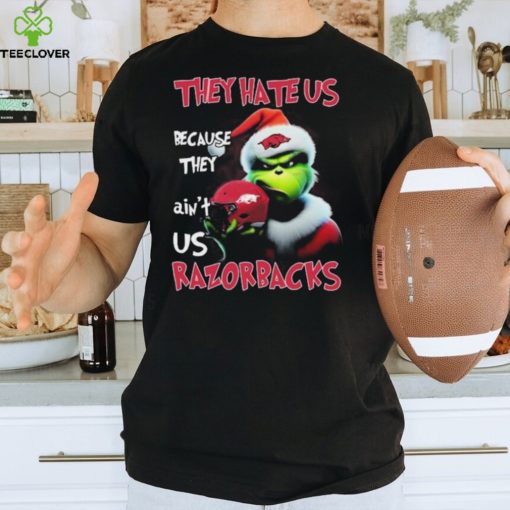 Santa Grinch Christmas They Hate Us Because Ain’t Us Arkansas Razorbacks Shirt