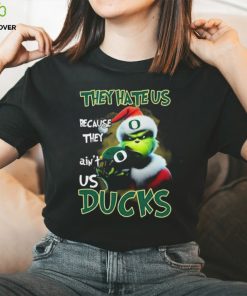 Santa Grinch Christmas They Hate Us Because Ain’t Us Oregon Ducks Shirt