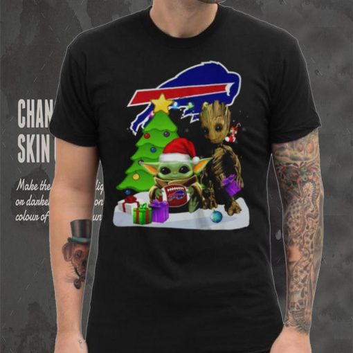 Santa Groot and Baby Yoda hug Buffalo Bills Snow Christmas Tree shirt