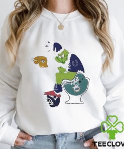 Santa grinch Indianapolis colts shit on miamI dolphins toilet and england Patriots helmet Christmas shirt 1 Santa grinch Indianapolis colts shit on miamI dolphins toilet and england Patriots helmet Christmas shirt