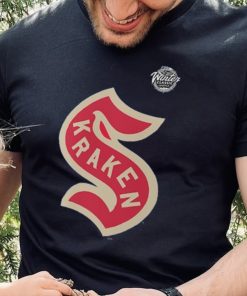 Seattle Kraken Fanatics Branded Deep 2024 NHL Winter Classic Primary Logo T Shirt