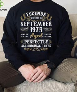 September 1975 47th Birthday Gift 47 Year Old Men Women T Shirt