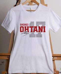 Shohei Ohtani 17 type signature text hoodie, sweater, longsleeve, shirt v-neck, t-shirt