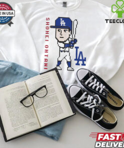 Shohei Ohtani Los Angeles Dodgers 8 bit hoodie, sweater, longsleeve, shirt v-neck, t-shirt