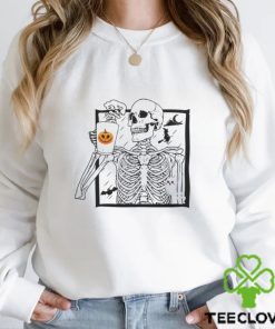Skeleton Pumpkin Coffee Unisex Sweatshirt, Baby Ghost Bat Wings Black Witch Riding Broom Women's Standard T Shirt Light Color