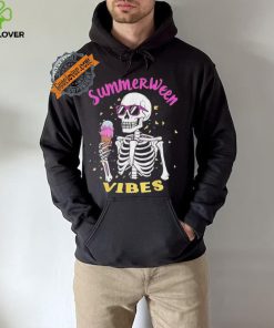 Skeleton eating ice cream summerween vibes shirt 1 Skeleton eating ice cream summerween vibes shirt