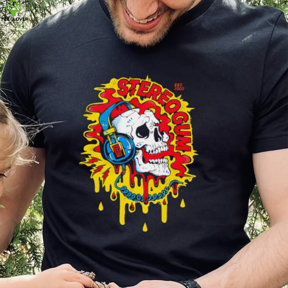 Skull with headphones art shirt Skull with headphones art shirt