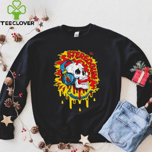 Skull with headphones art shirt