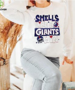 Smells like a New York Giants win helmet hoodie, sweater, longsleeve, shirt v-neck, t-shirt