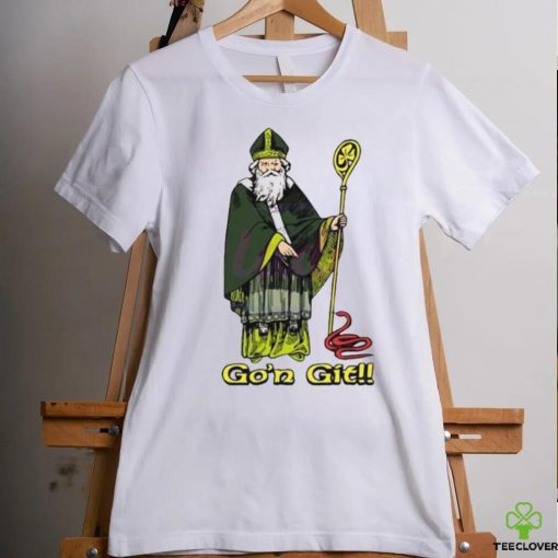 Snake Red Gon Git St Patricks Day Vicar shirt