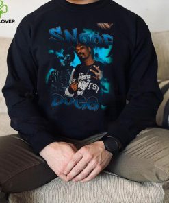 Snoop Dogg 90s Bootleg Rapper Singer Record Producer And Actor Vintage Unisex Sweathoodie, sweater, longsleeve, shirt v-neck, t-shirt