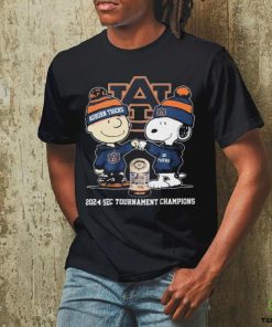 Snoopy And Charlie Brown Auburn Tigers 2024 SEC Men’s Basketball Tournament Champions Shirt