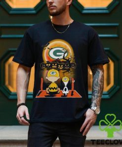 Snoopy And Charlie Brown Pumpkin Green Bay Packers Halloween Moon 2023 T Shirt