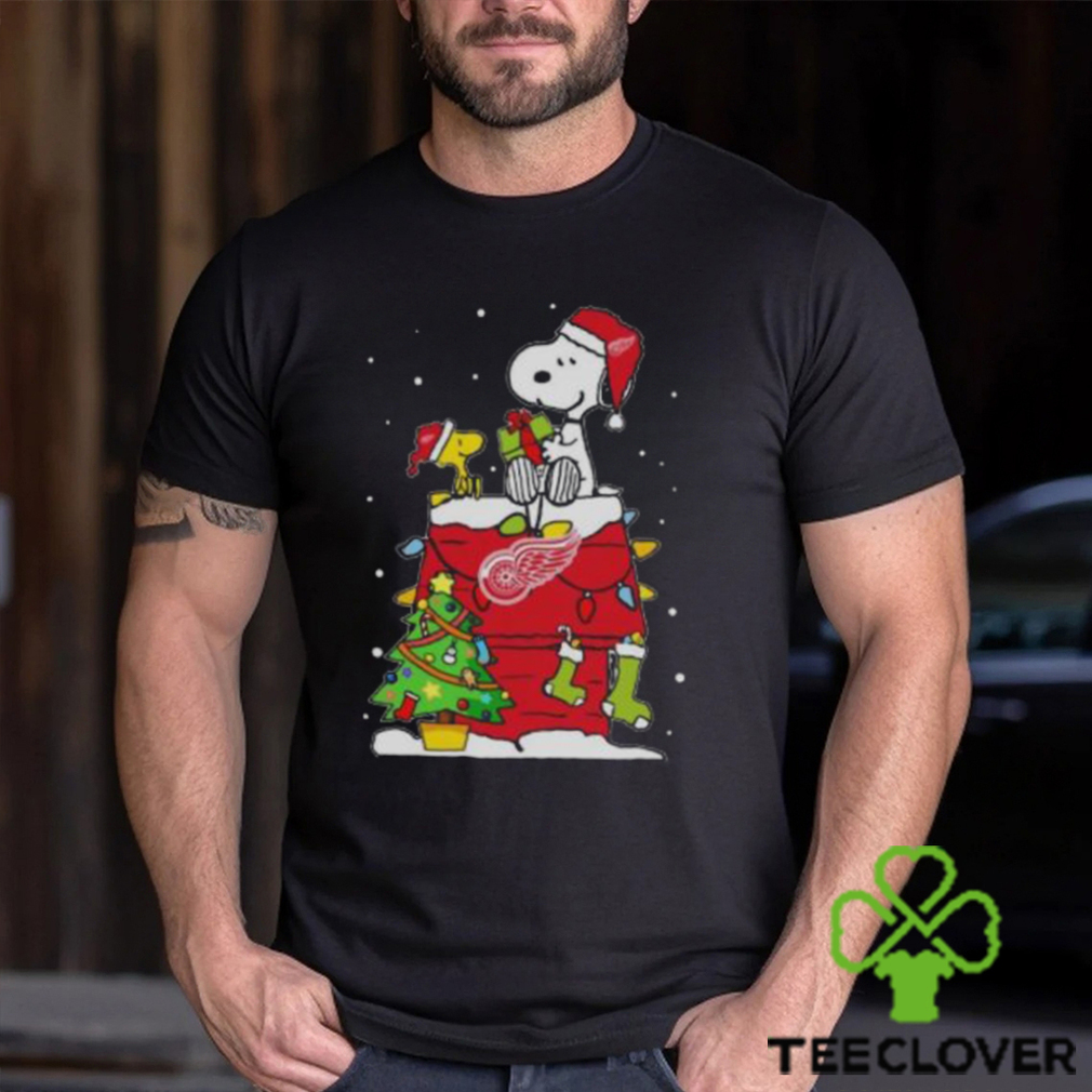 Snoopy And Woodstock Detroit Red Wings Merry Christmas sweater Snoopy And Woodstock Detroit Red Wings Merry Christmas sweater