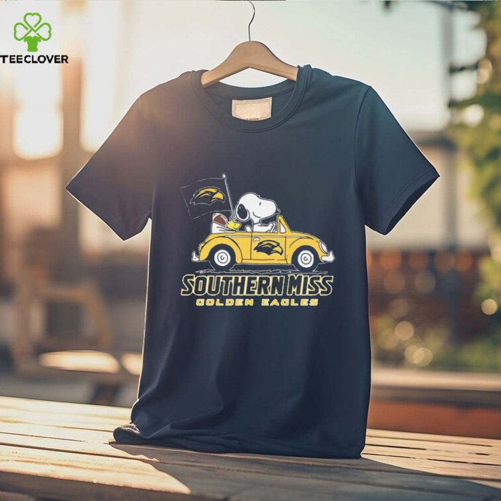 Snoopy And Woodstock Driver Car Southern Miss Golden Eagles Shirt Snoopy And Woodstock Driver Car Southern Miss Golden Eagles Shirt