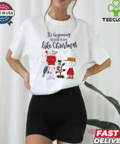 Snoopy Charlie Brown Peanuts it’s beginning to look a lot like Christmas shirt