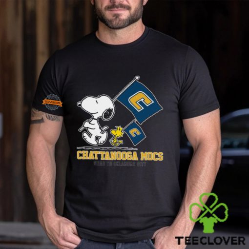 Snoopy Chattanooga Mocs Road To Oklahoma City flag hoodie, sweater, longsleeve, shirt v-neck, t-shirt