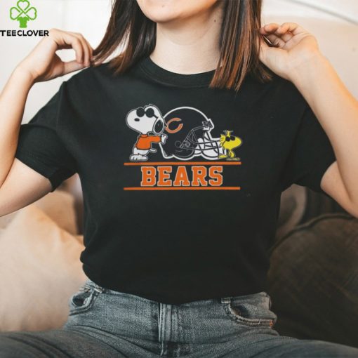 Snoopy Chicago Bears NFL Football Iron On Heat Transfer Christmas Shirt