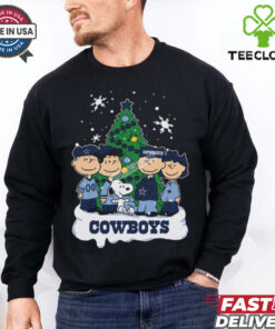 Snoopy Christmas Tree Dallas Cowboys Graphic T Shirt