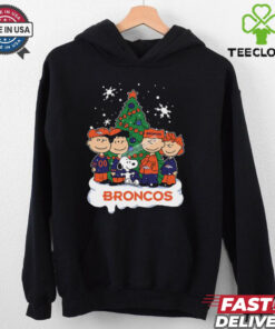 Snoopy Christmas Tree Denver Broncos Graphic T Shirt