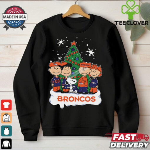 Snoopy Christmas Tree Denver Broncos Graphic T Shirt