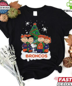 Snoopy Christmas Tree Denver Broncos Graphic T Shirt