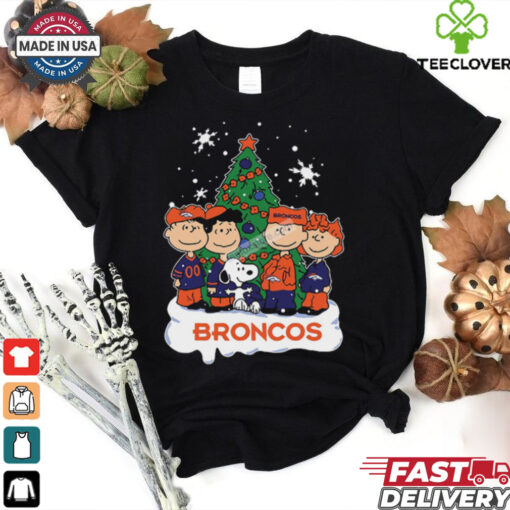 Snoopy Christmas Tree Denver Broncos Graphic T Shirt