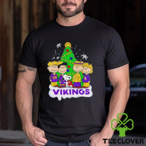 Snoopy Dnd Friends Minnesota Vikings Christmas T Shirt